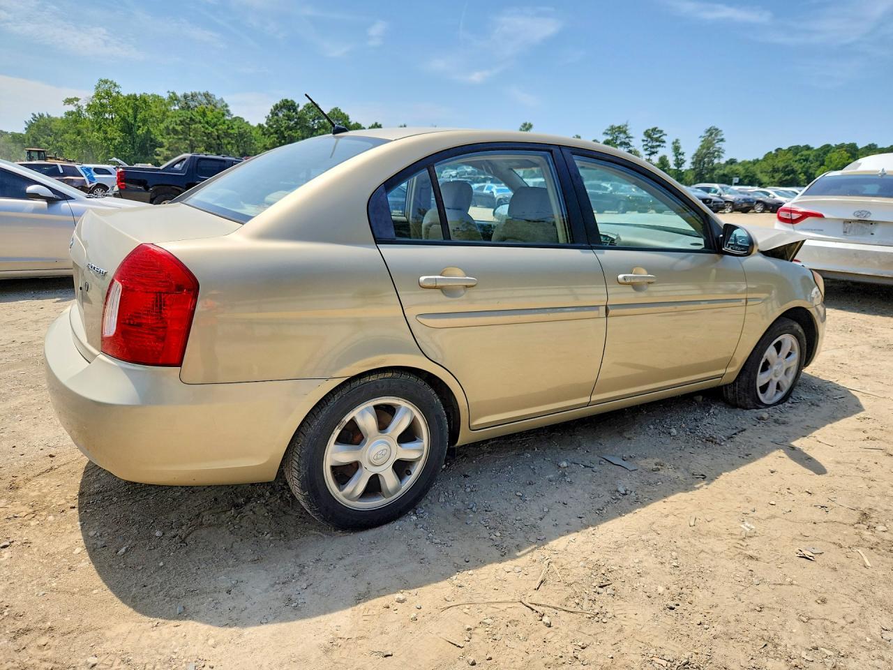 2006 Hyundai Accent Gls - Image 3