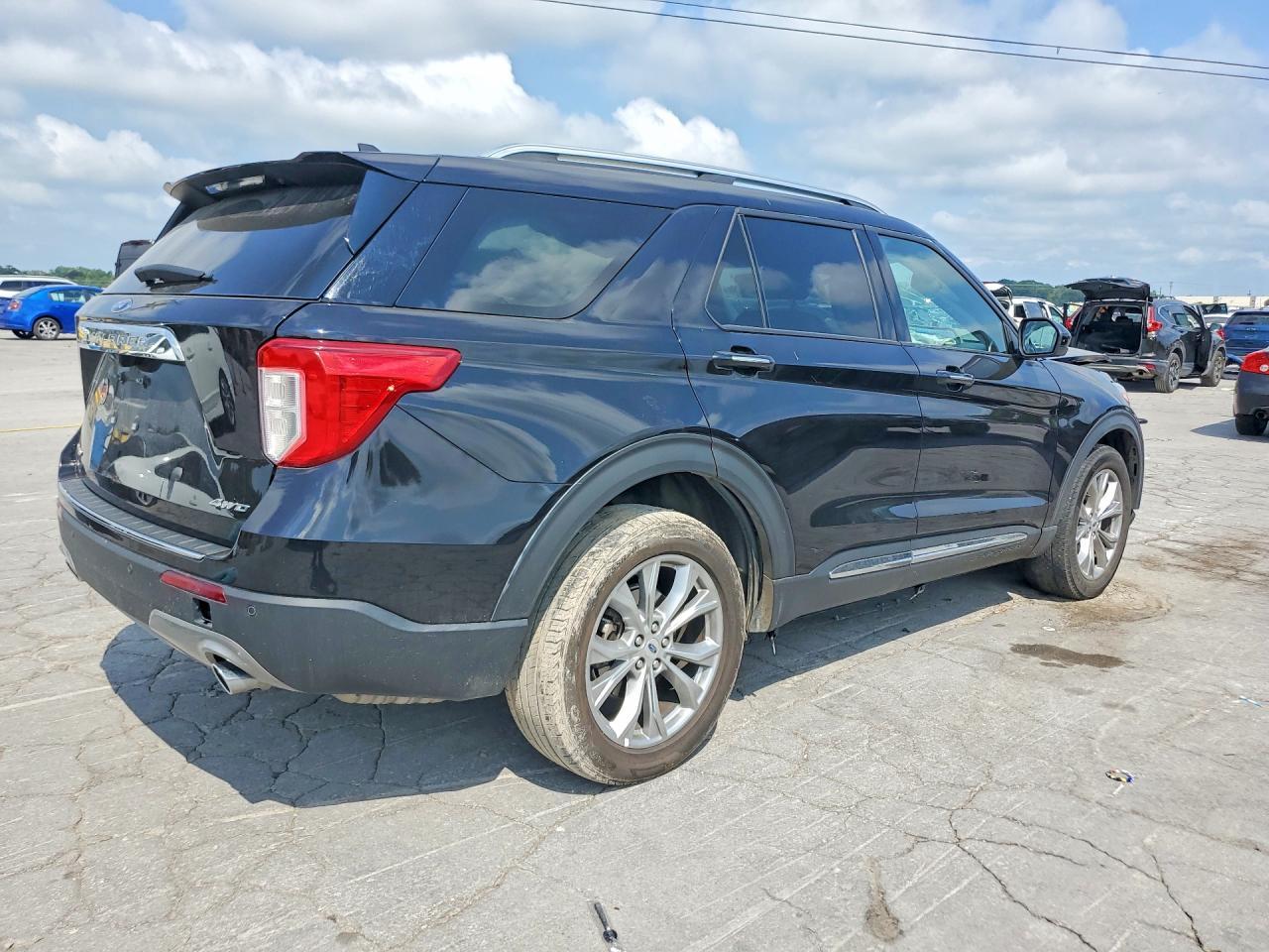 2023 Ford Explorer Limited - Фото 3