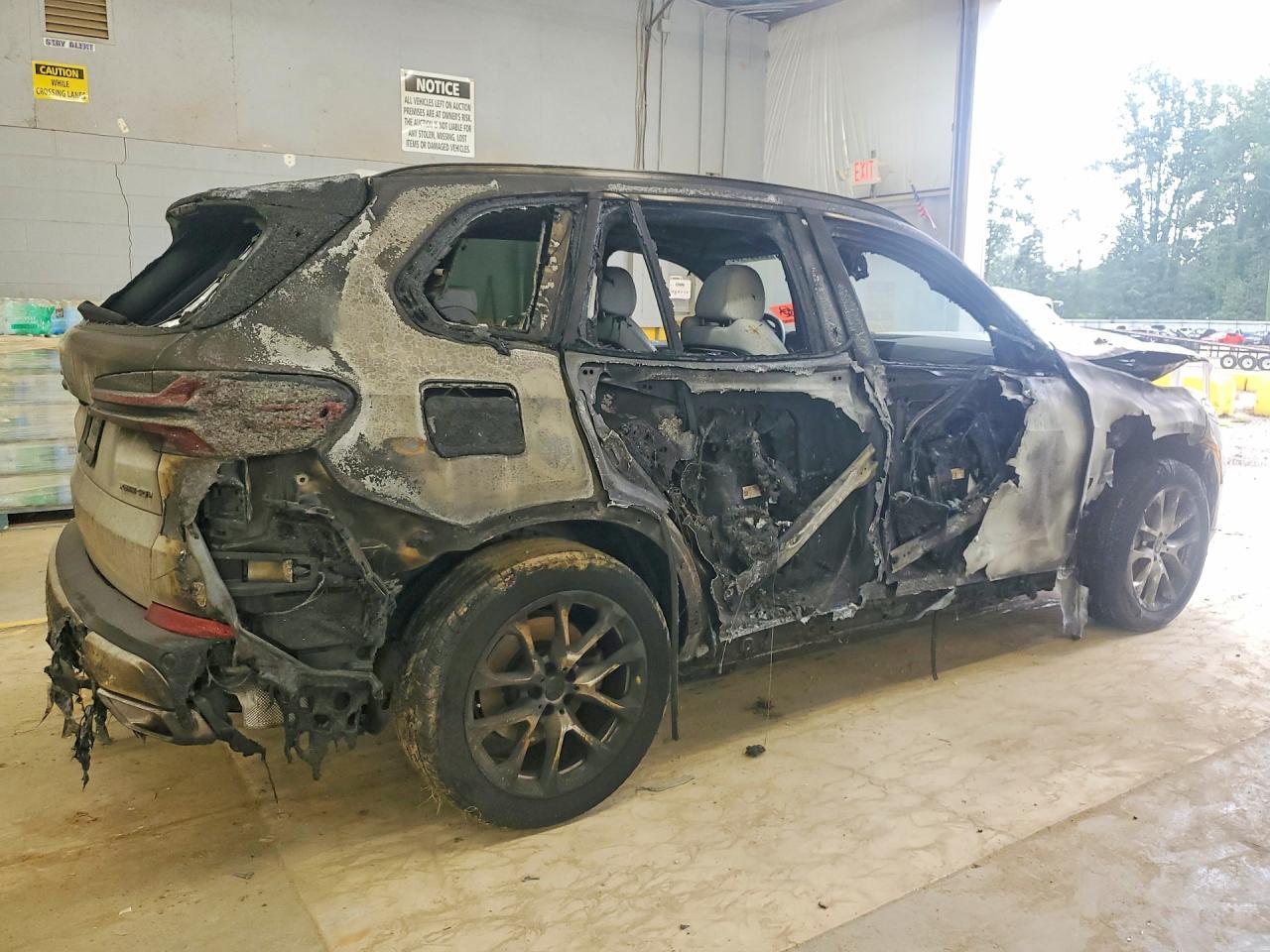 2024 BMW X5 xDrive40I - Фото 3