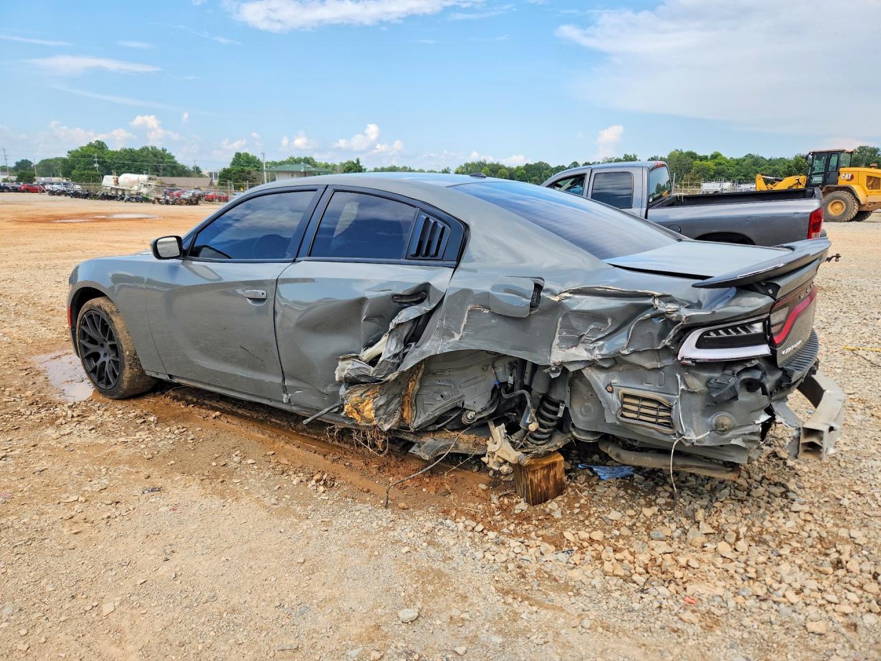 2019 Dodge Charger Sxt - Image 2
