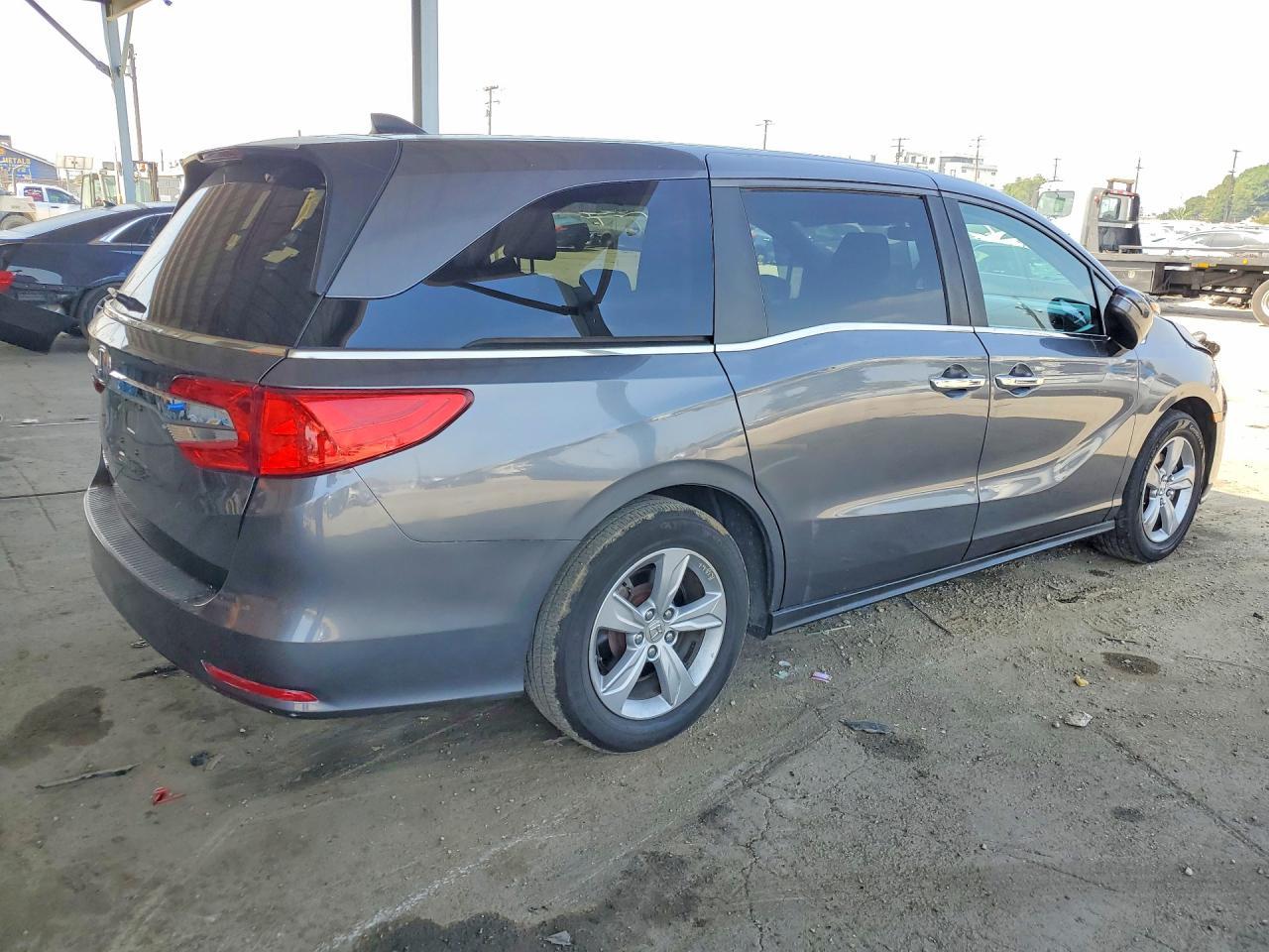 2019 Honda Odyssey Ex - Фото 3