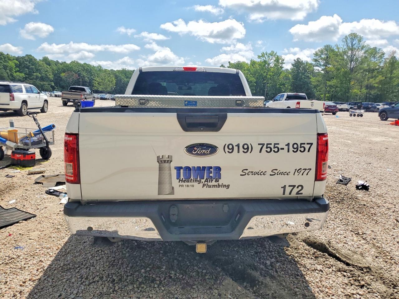 2017 Ford F150 Super Cab - Image 6