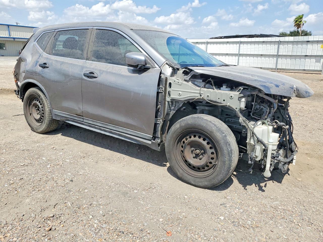 2018 Nissan Rogue S - Фото 4