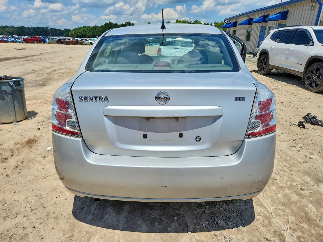 2009 Nissan Sentra 2.0 - Фото 6