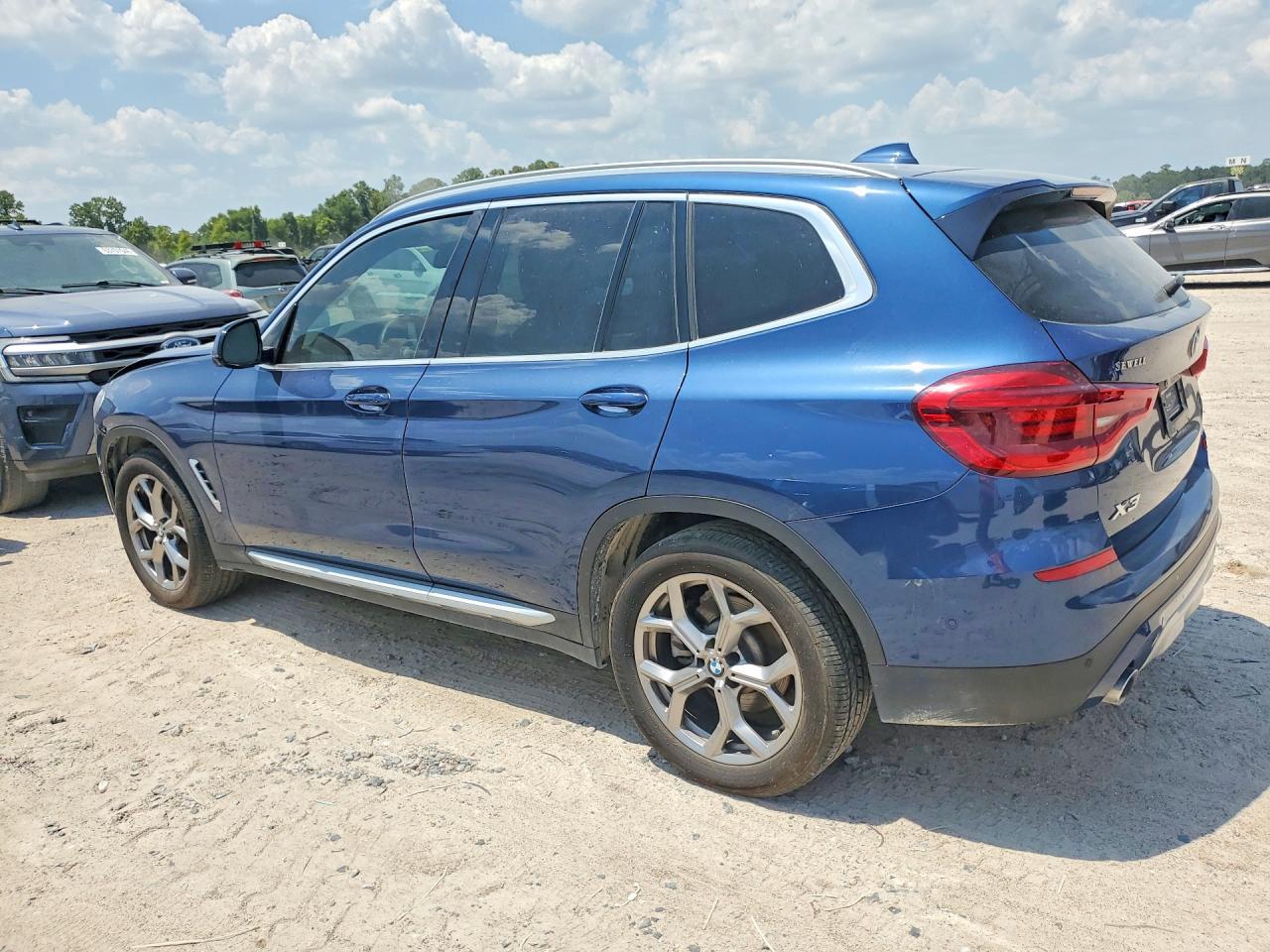 2021 BMW X3 Sdrive30I - Фото 2