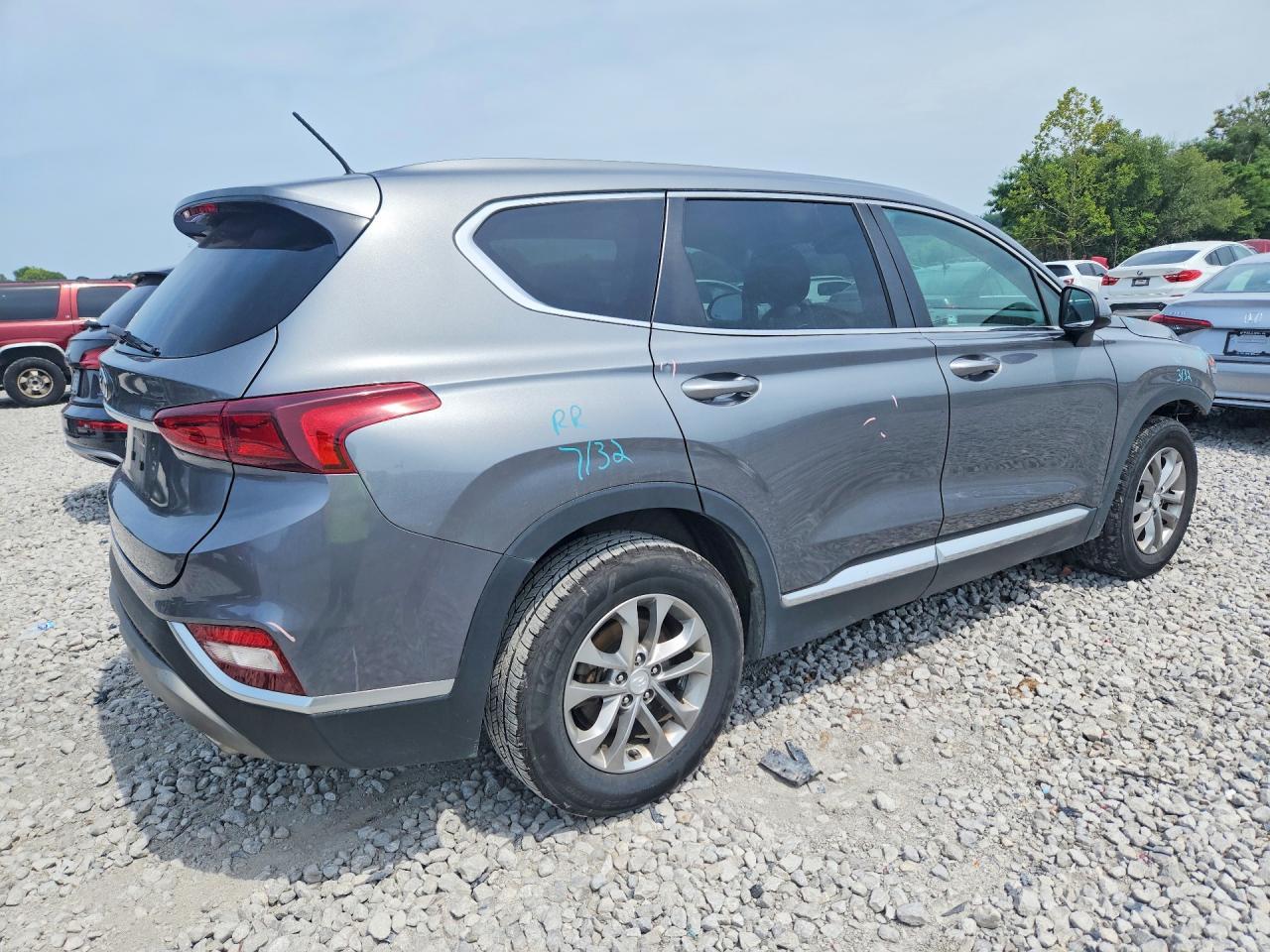 2019 Hyundai Santa Fe Se - Фото 3