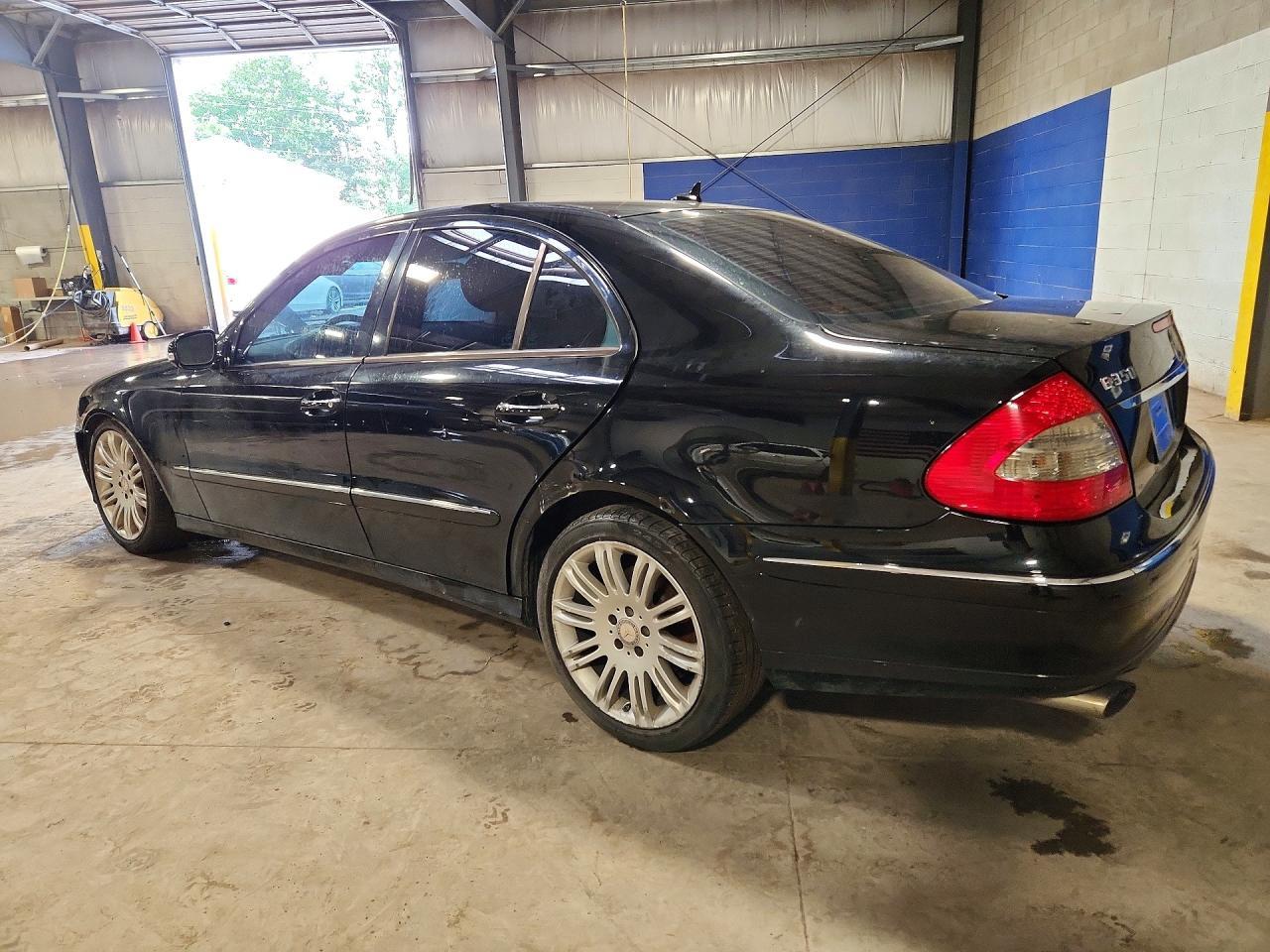 2008 Mercedes-Benz E 350 4Matic - Image 2