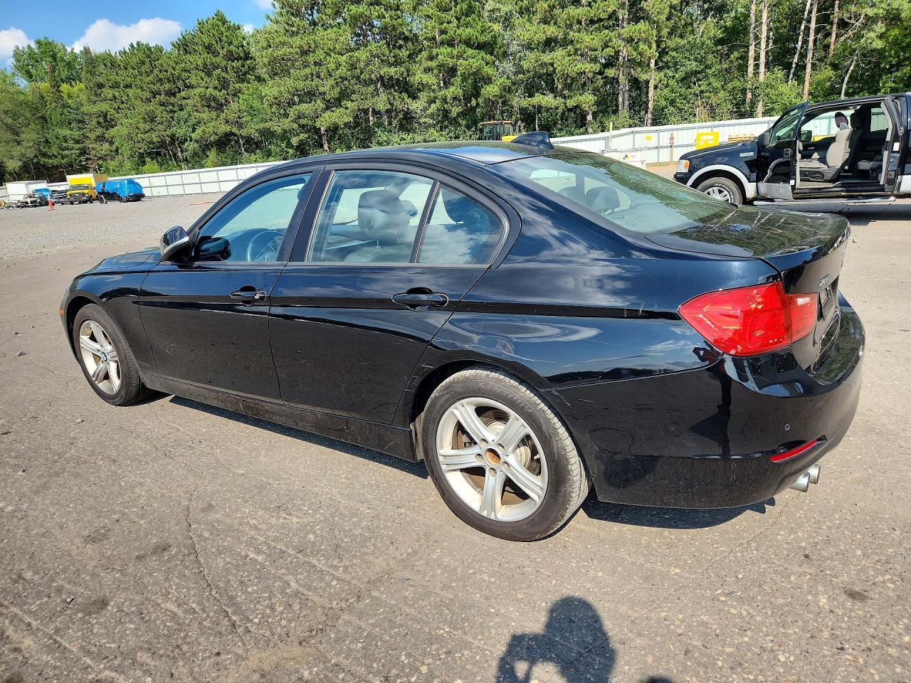 2014 BMW 328 Xi Sulev - Фото 2