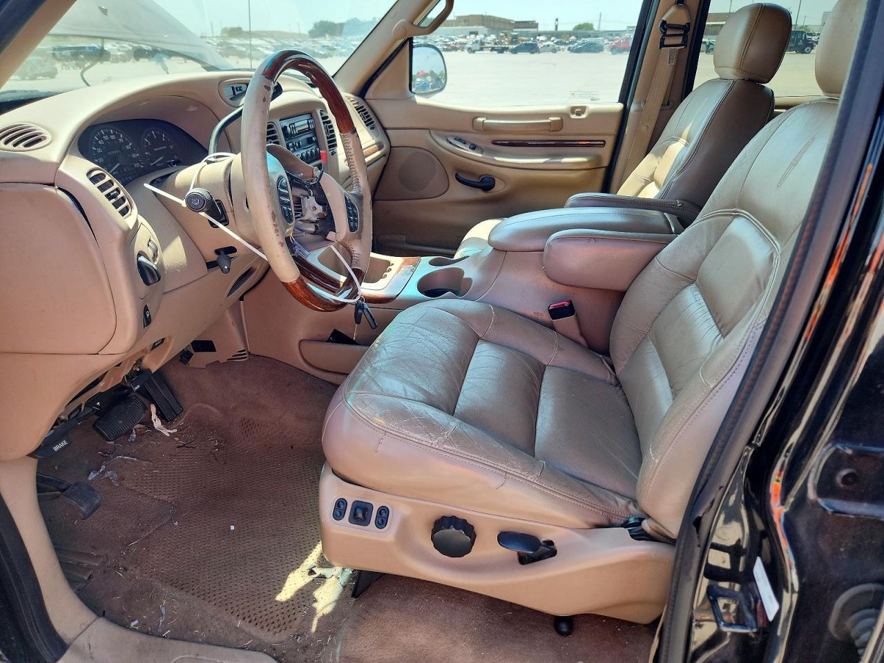1998 Lincoln Navigator - Image 7