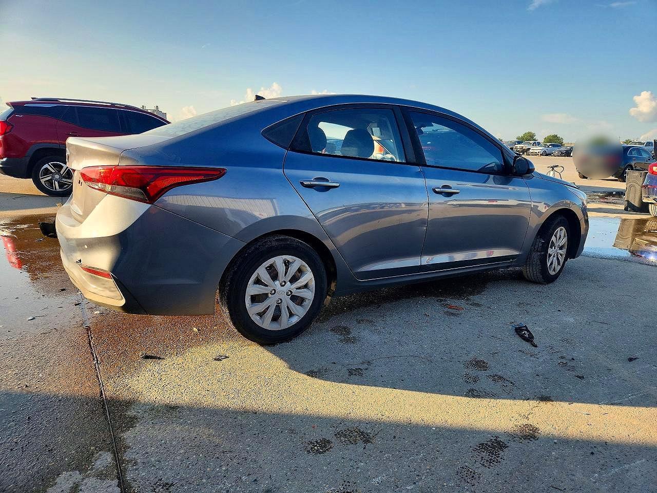 2019 Hyundai Accent Se - Фото 3