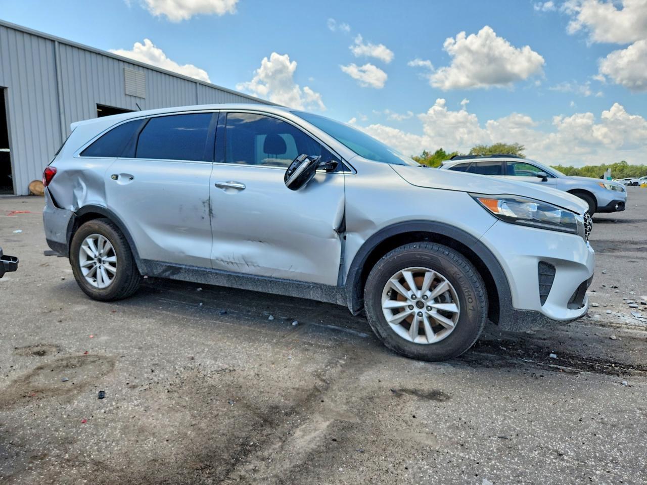 2019 Kia Sorento L - Фото 4