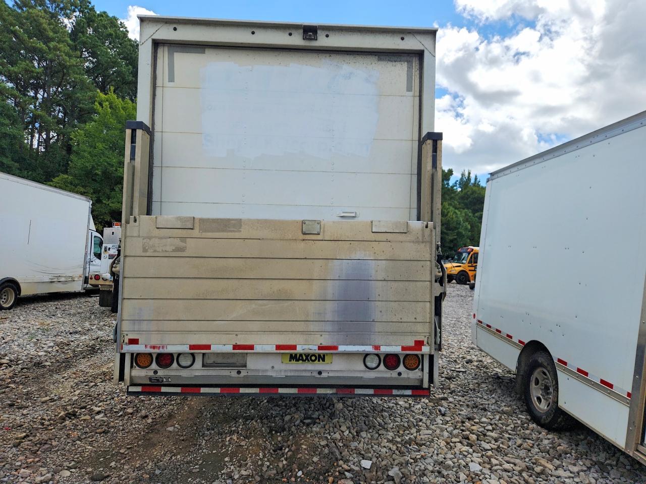 2023 Isuzu Npr Hd - Box Truck - Image 6