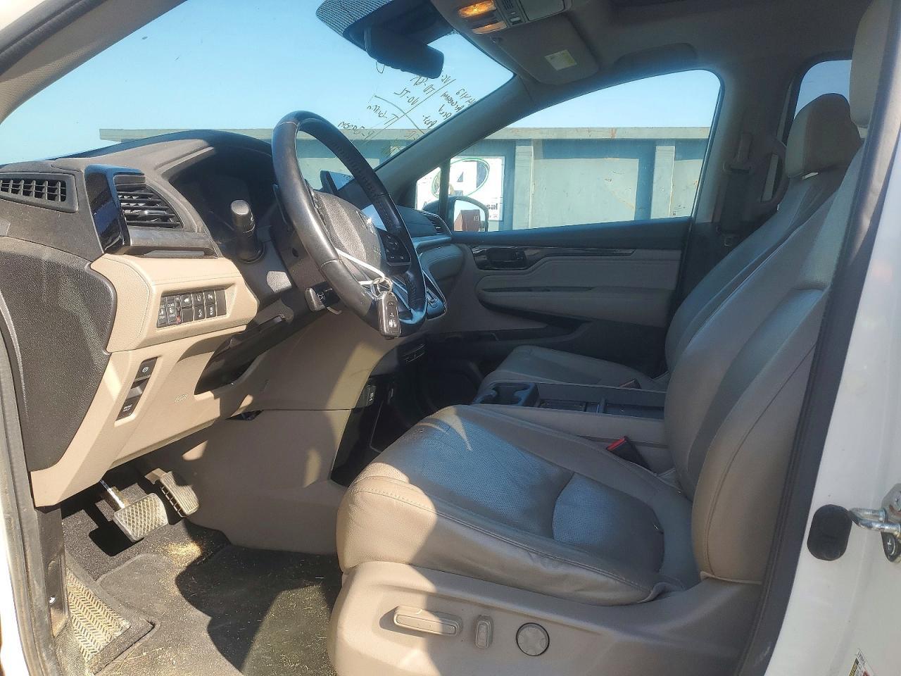 2018 Honda Odyssey Elite - Image 7