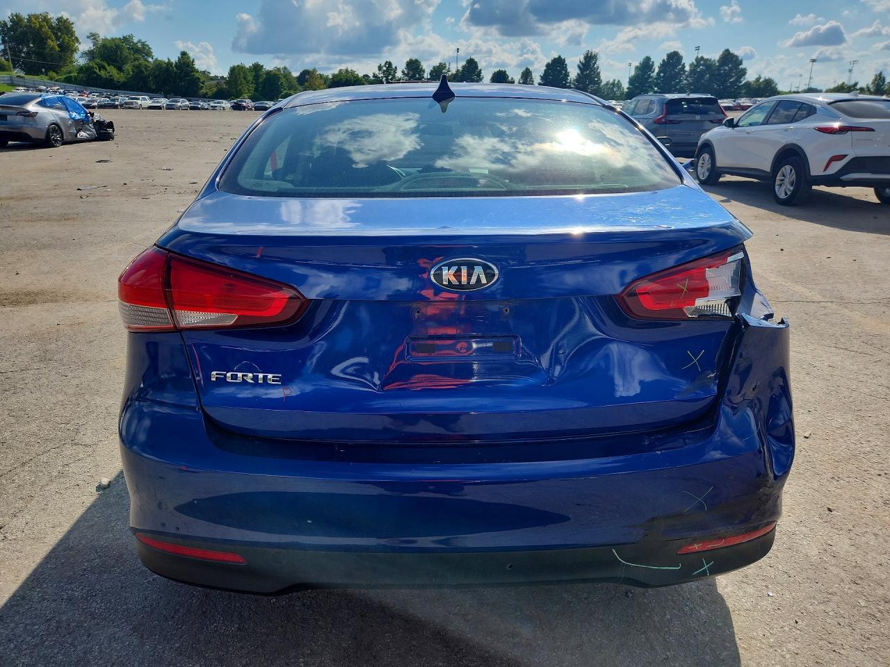 2017 Kia Forte Lx - Image 6