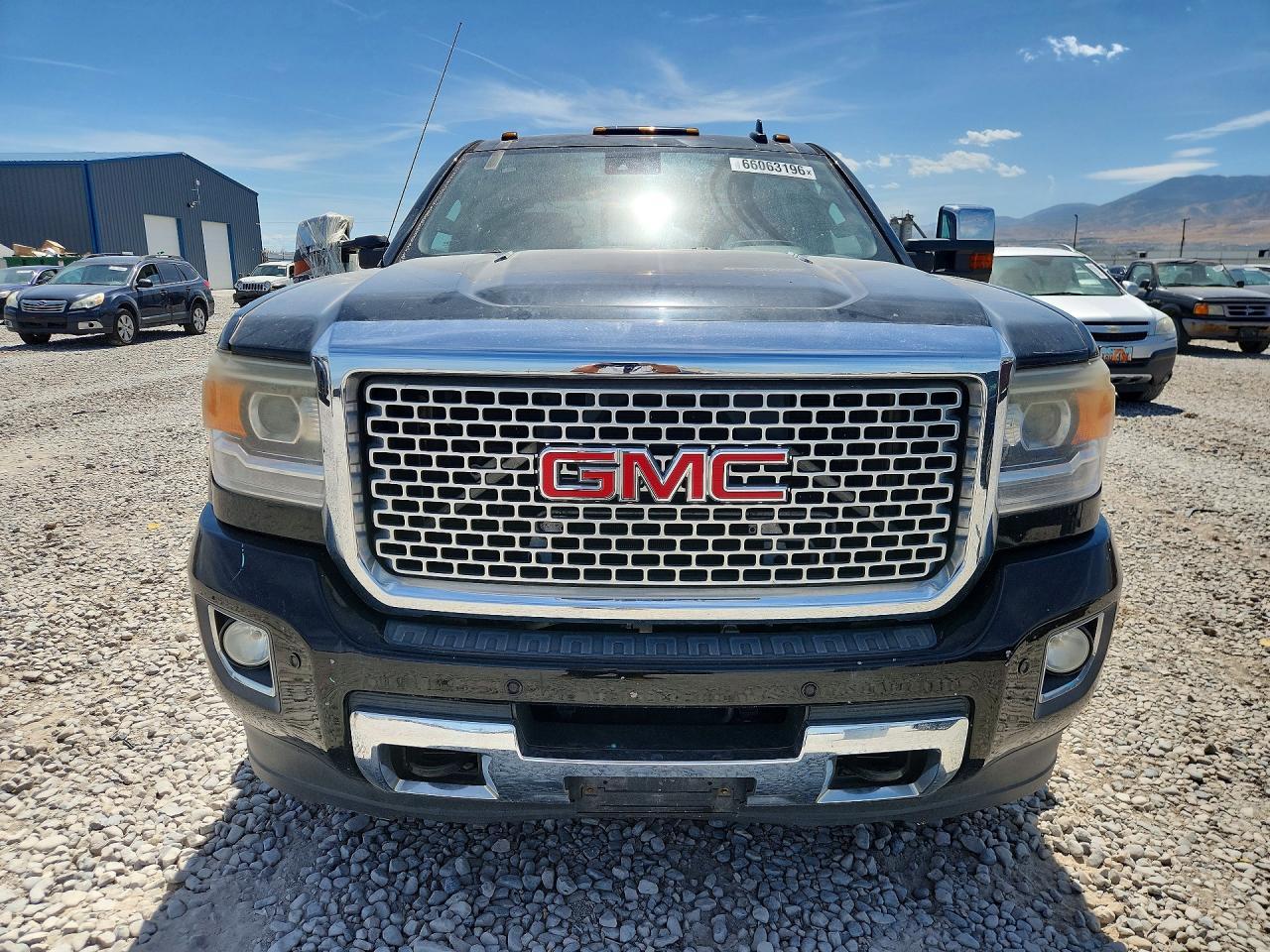 2015 GMC Sierra K3500 Denali - Image 5