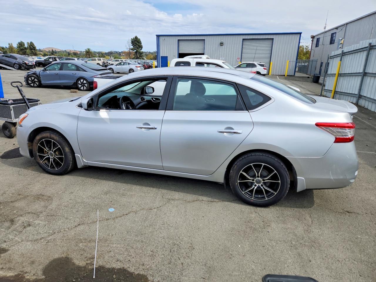 2013 Nissan Sentra S - Image 2