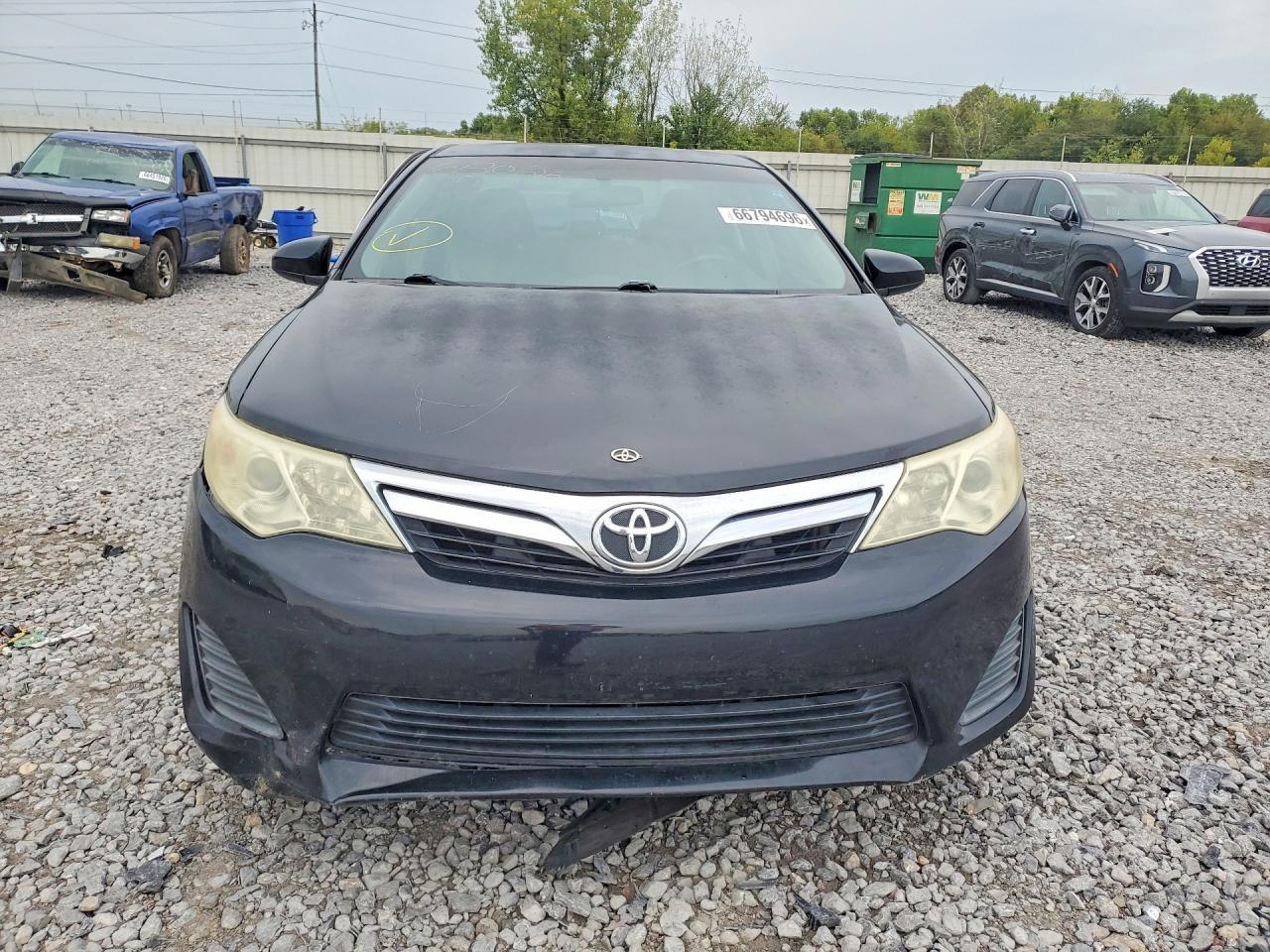 2013 Toyota Camry Le - Фото 5