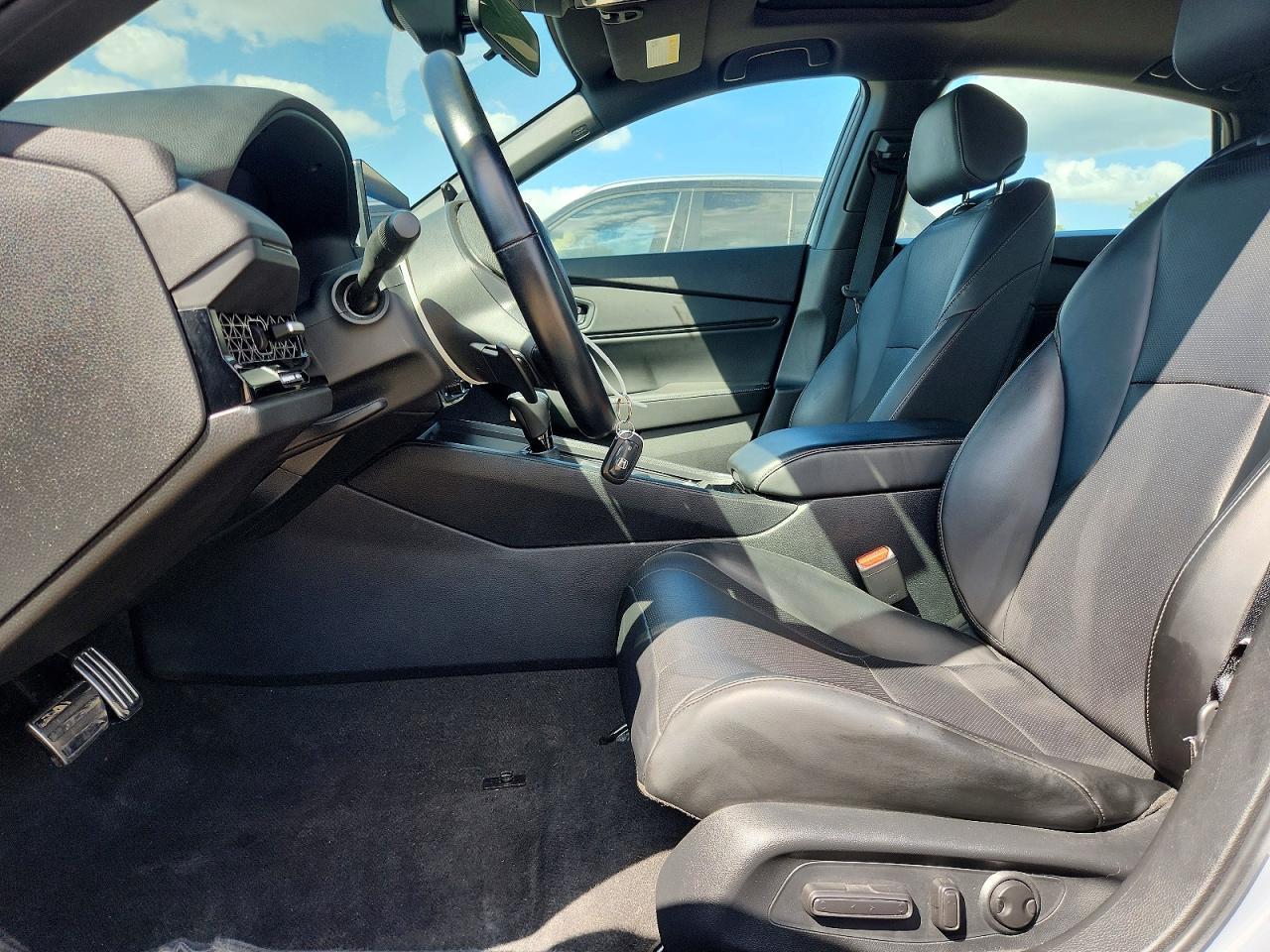 2023 Honda Accord Hybrid Sport-L - Image 7