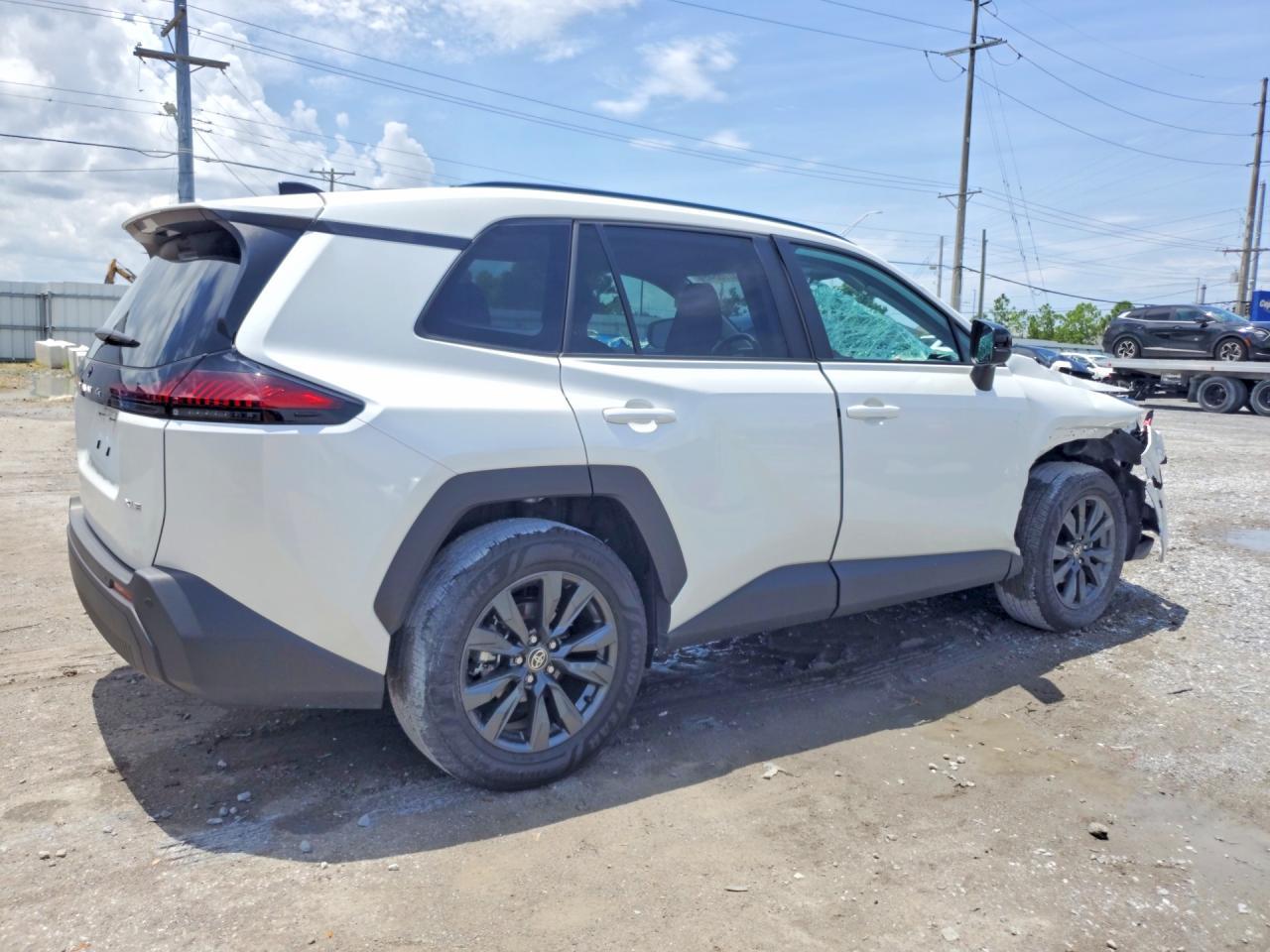 2026 Toyota Rav4 Xle Premium - Image 3