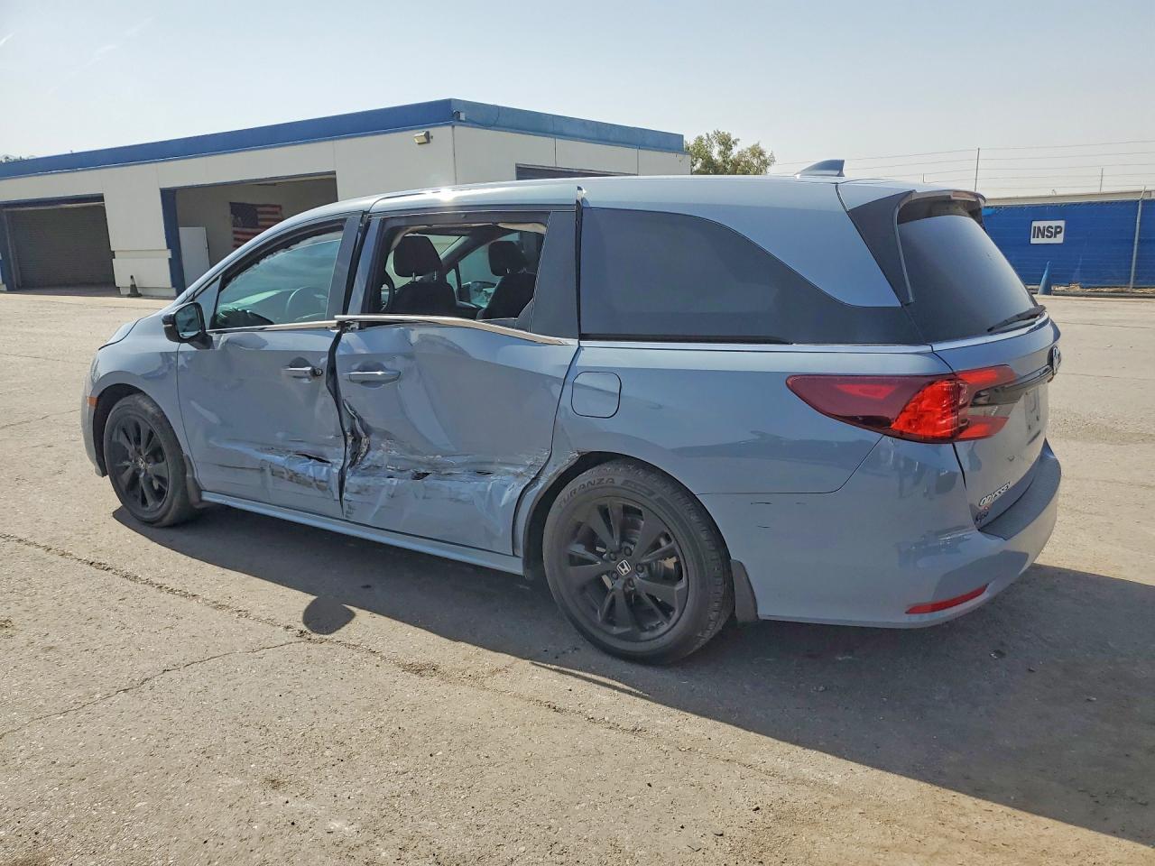 2024 Honda Odyssey Sport - Фото 2