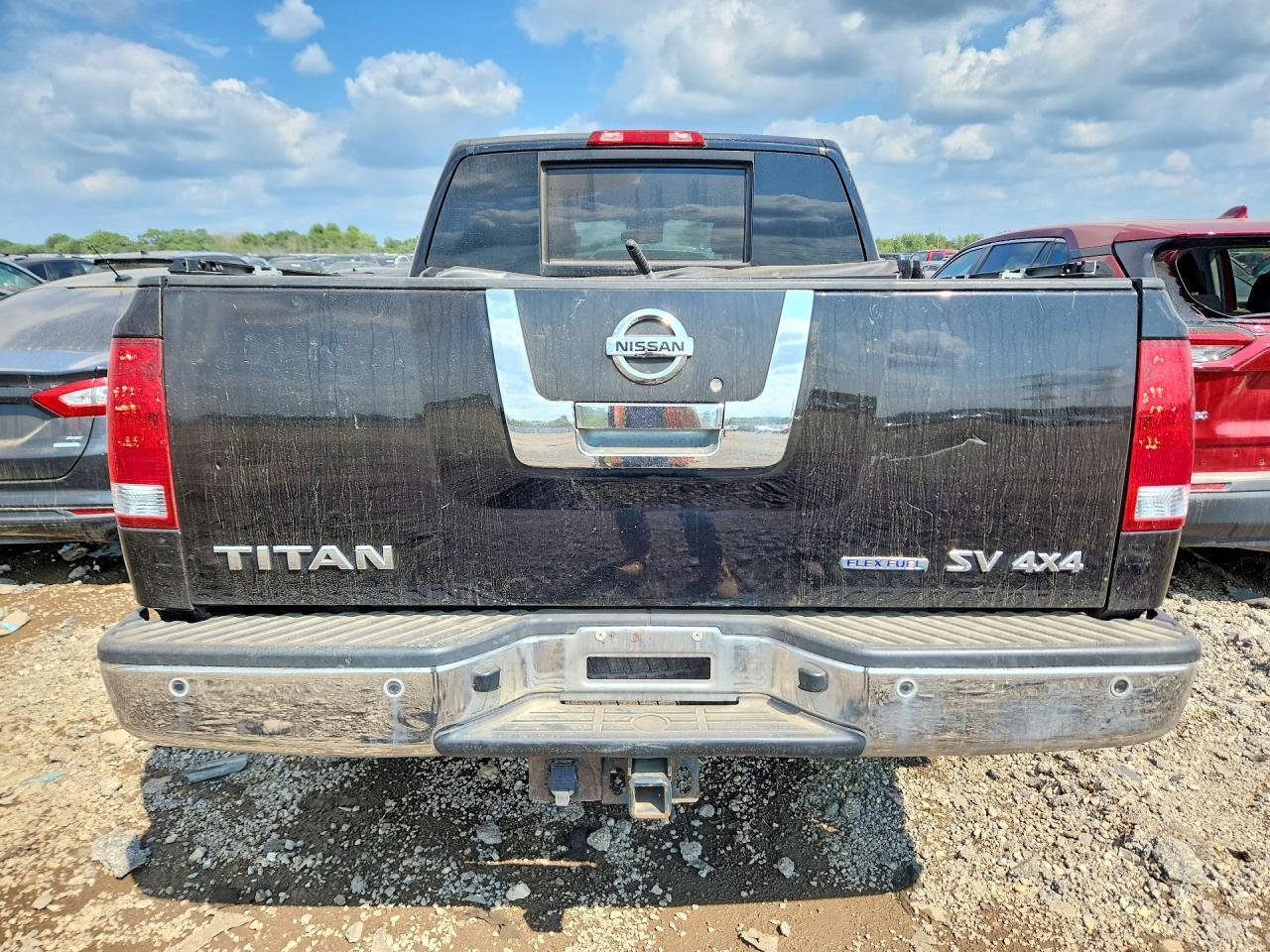 2012 Nissan Titan Sv - Image 6