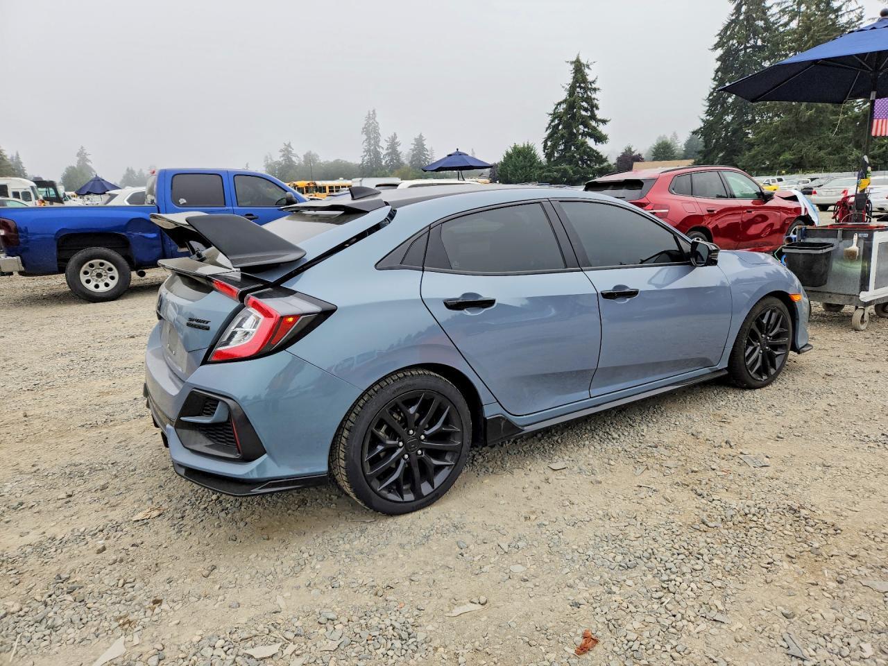 2020 Honda Civic Sport Touring - Image 3
