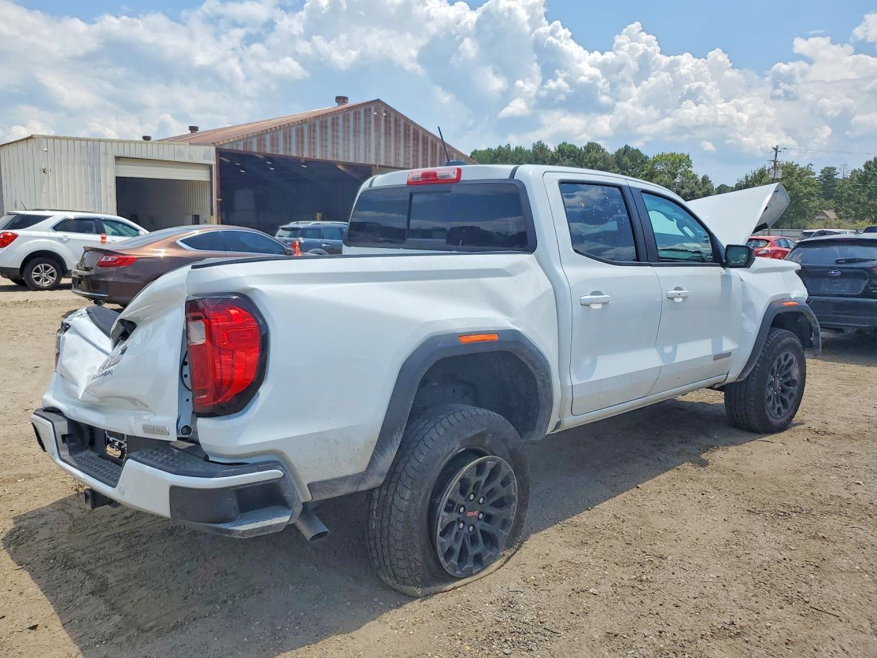 2026 GMC Canyon Elevation - Фото 3