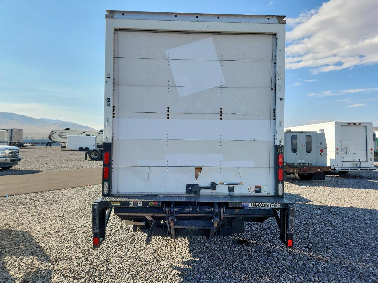 2022 Isuzu Npr Xd Box Truck - Image 6