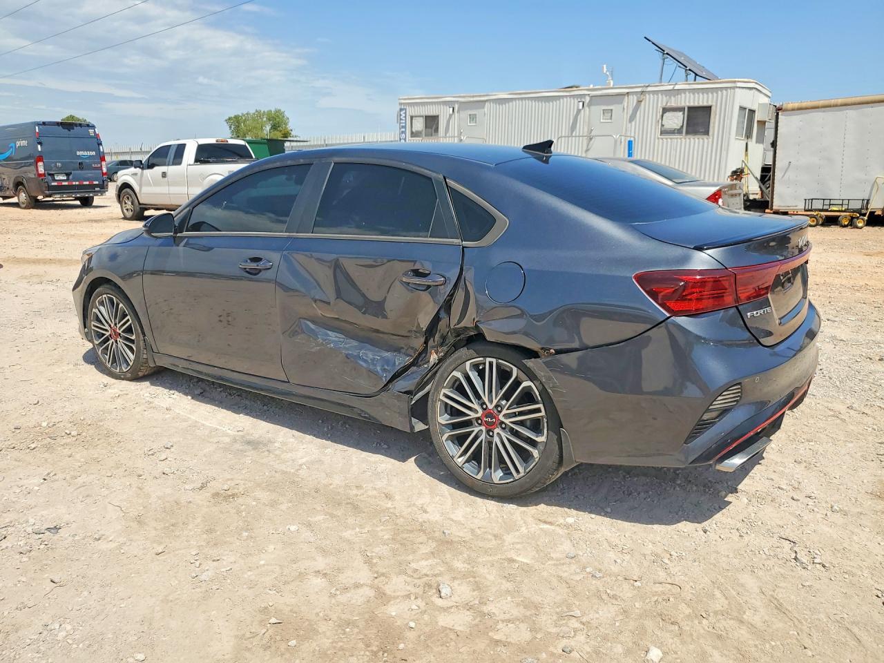 2023 Kia Forte Gt - Фото 2
