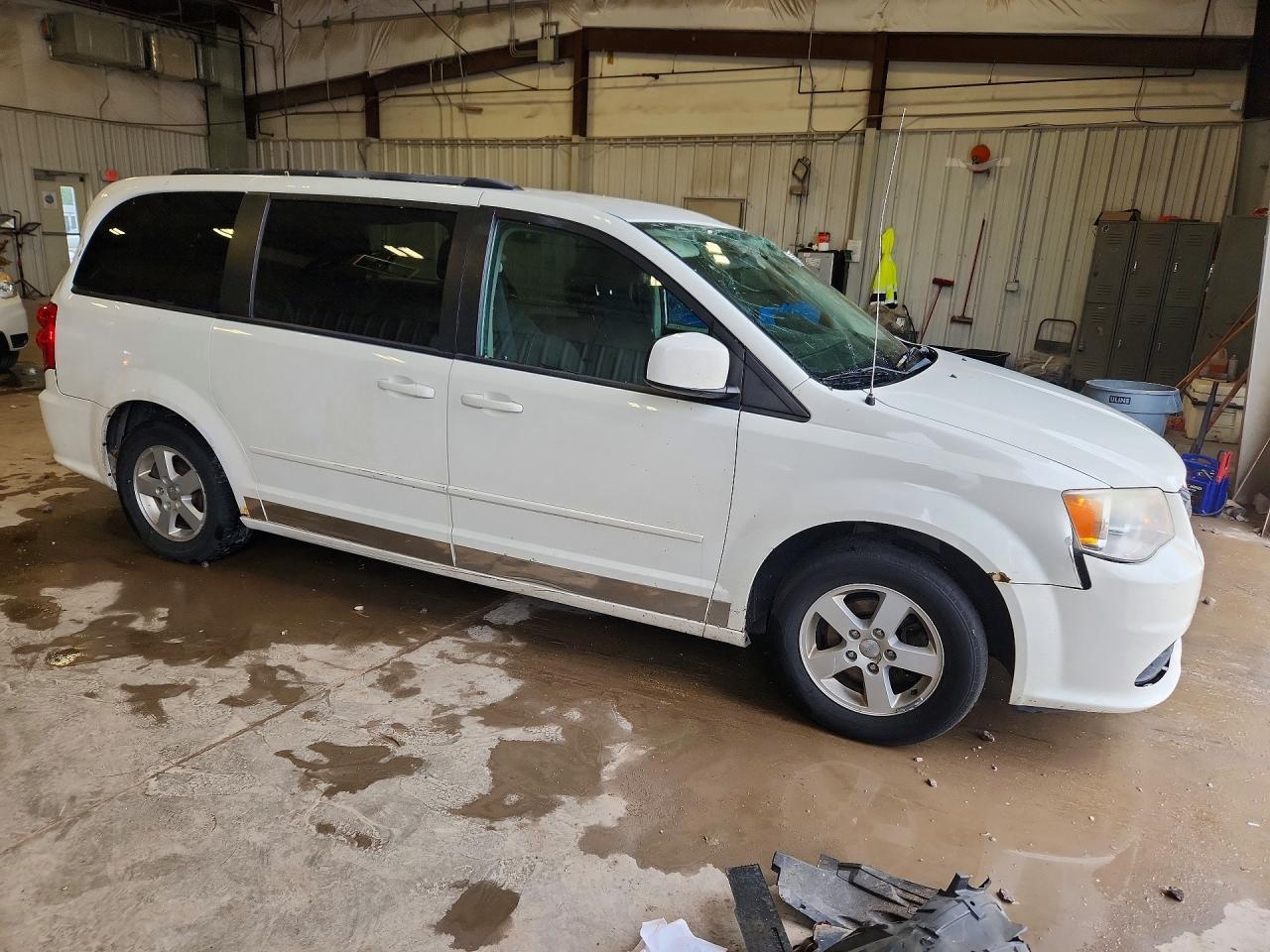 2012 Dodge Grand Caravan Sxt - Image 4