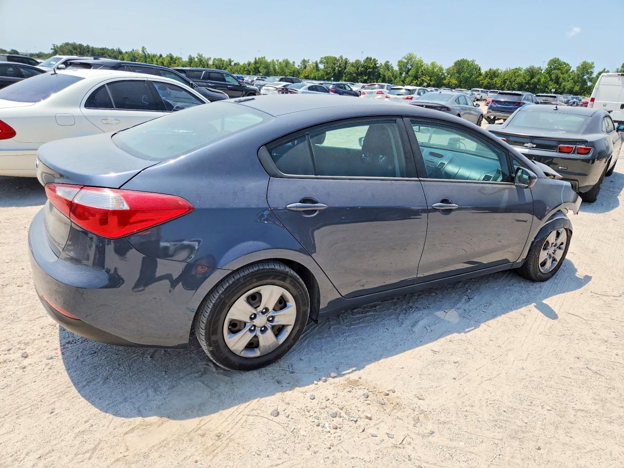 2016 Kia Forte Lx - Фото 3