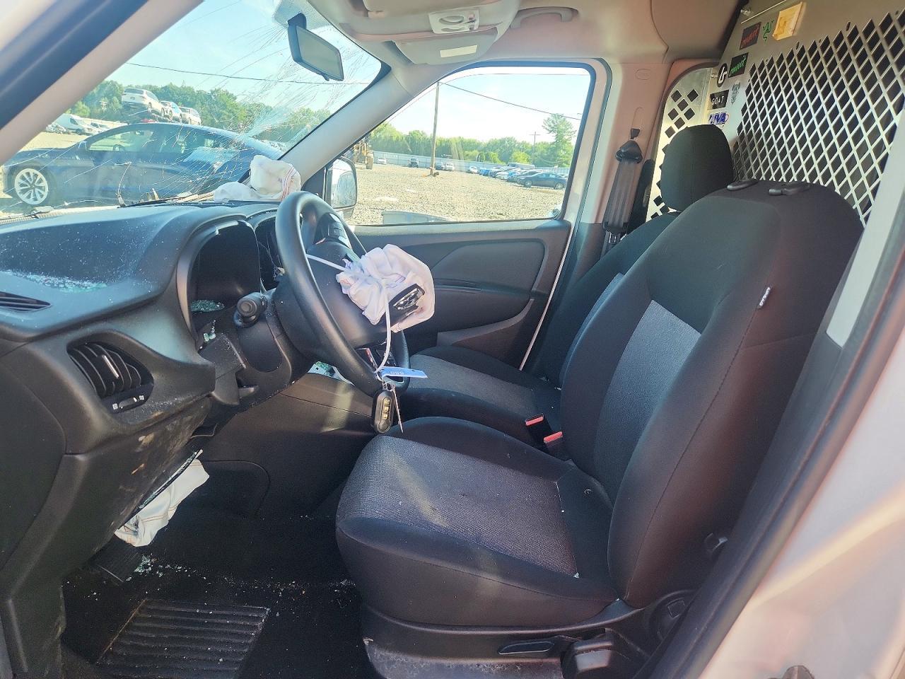 2022 Ram Promaster City Tradesman Delivery Van - Image 7
