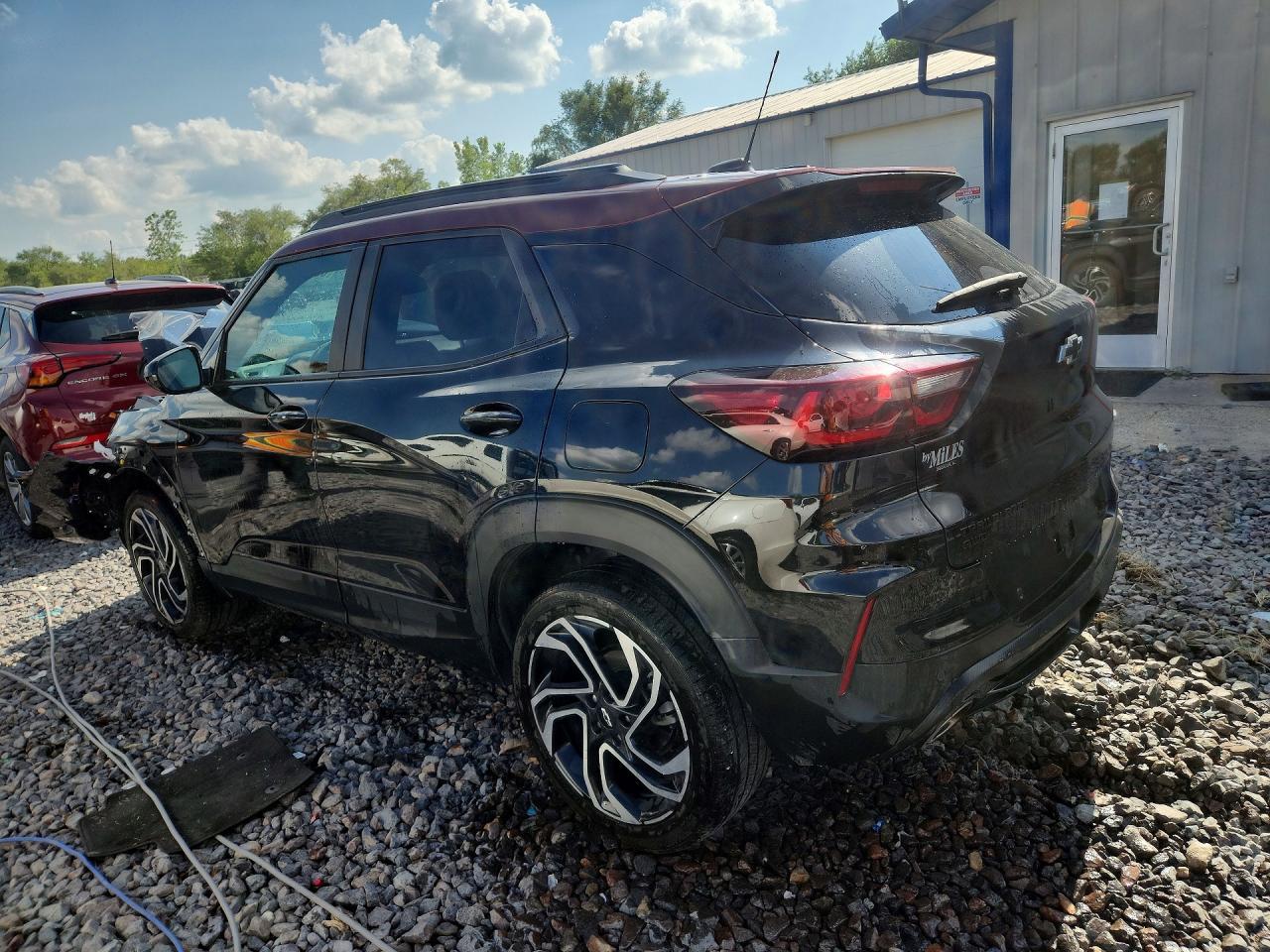 2025 Chevrolet Trailblazer Rs - Фото 2