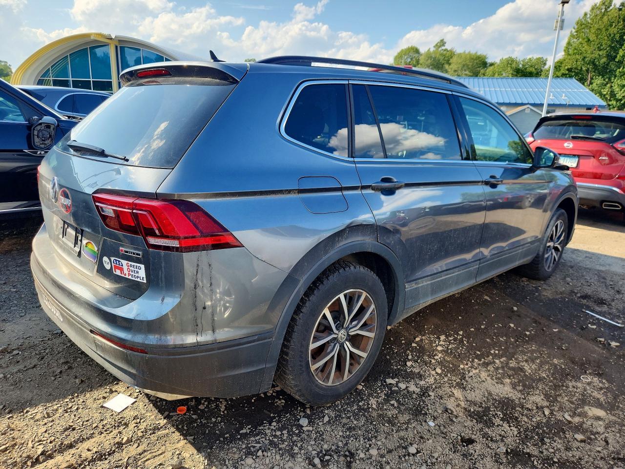2019 Volkswagen Tiguan Se - Фото 3