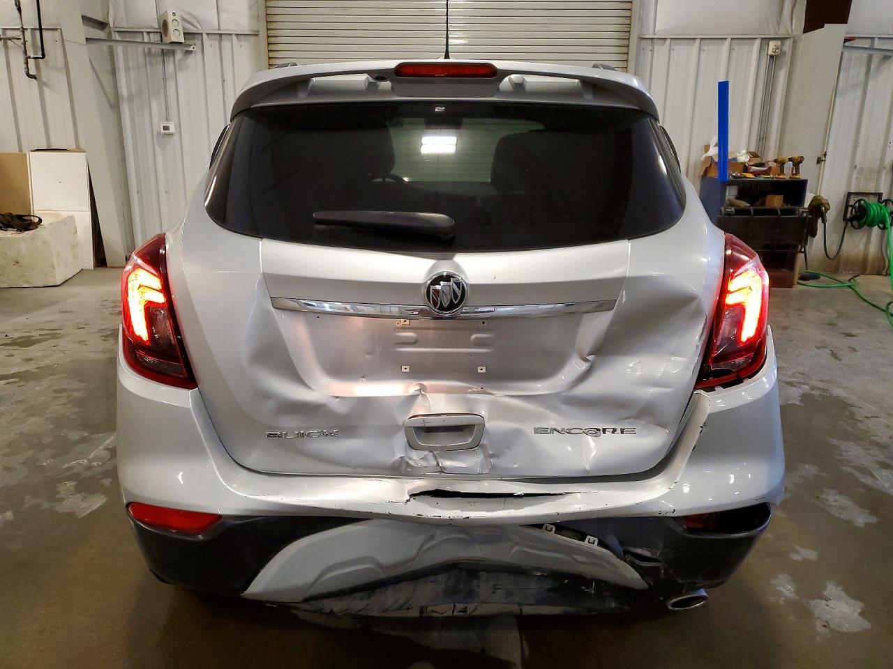 2017 Buick Encore Sport Touring - Фото 6