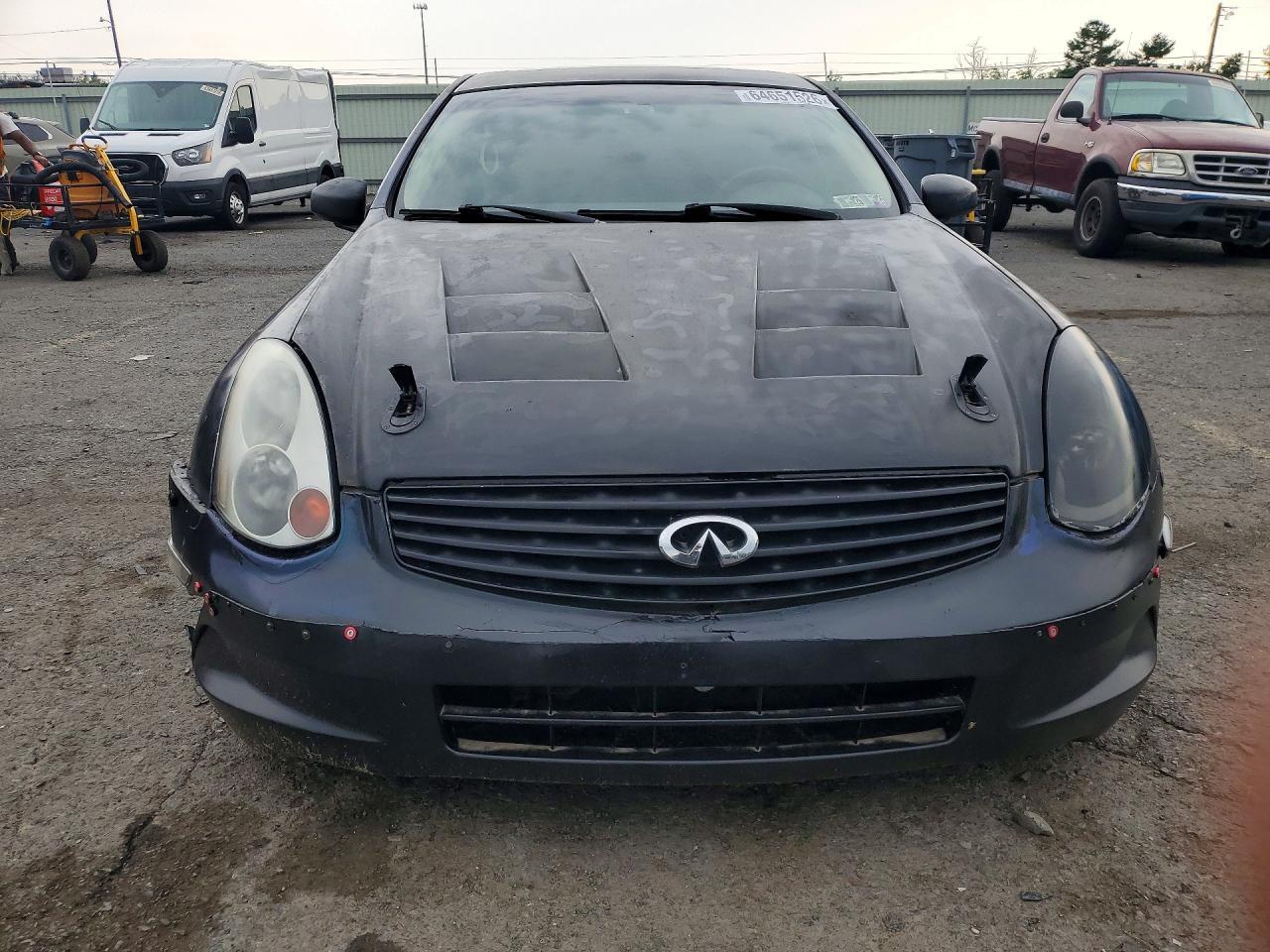 2004 Infiniti G35 Base - Фото 5