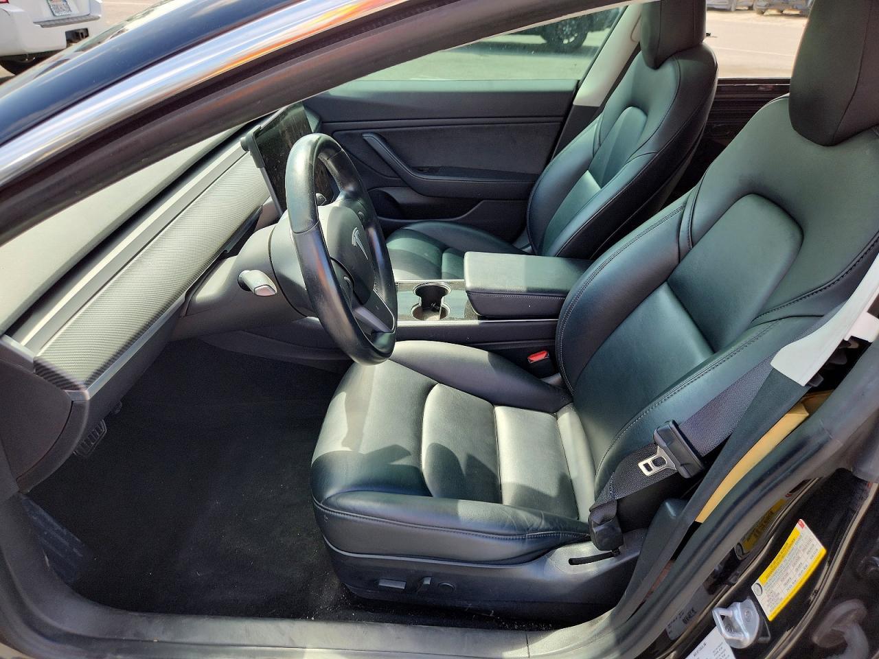 2019 Tesla Model 3 - Image 7