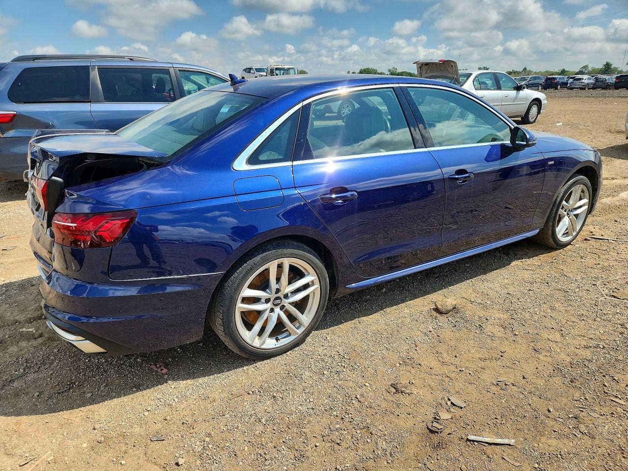 2020 Audi A4 Premium Plus - Фото 3