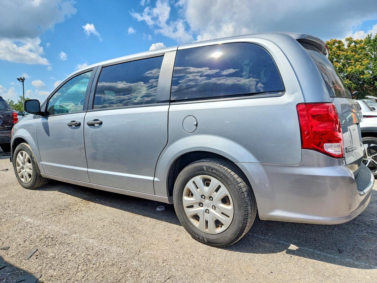 2019 Dodge Grand Caravan Se - Фото 2