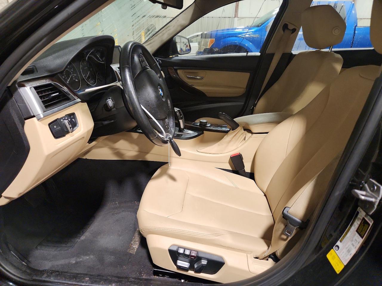 2017 BMW 320 I - Фото 7