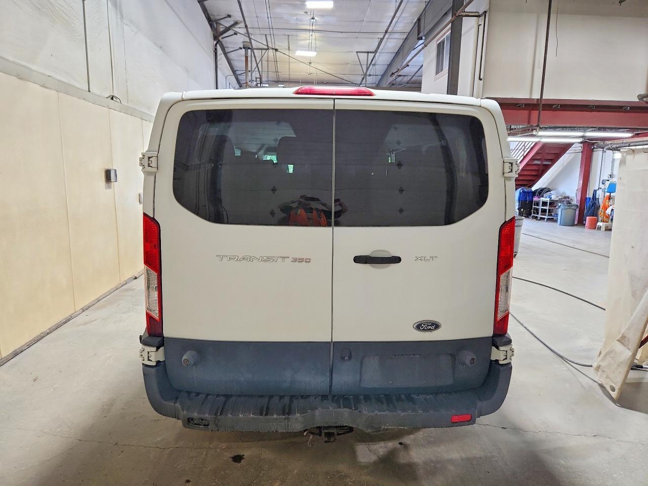 2015 Ford Transit T-350 - Image 6