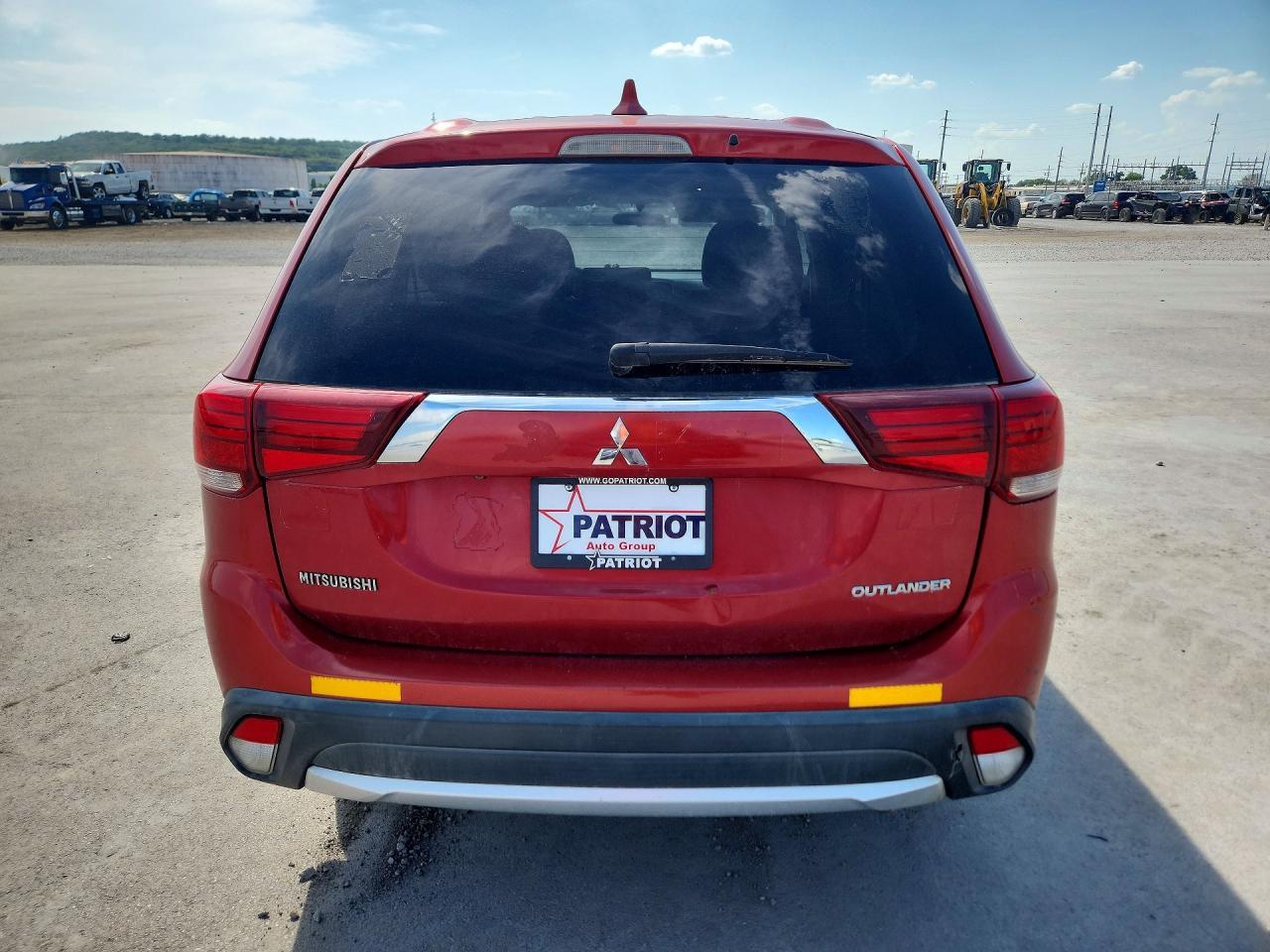 2017 Mitsubishi Outlander Es - Фото 6