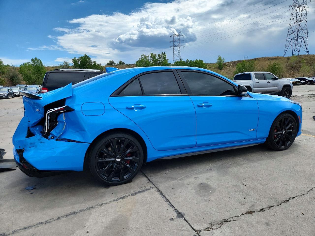 2023 Cadillac Ct4-V - Фото 3