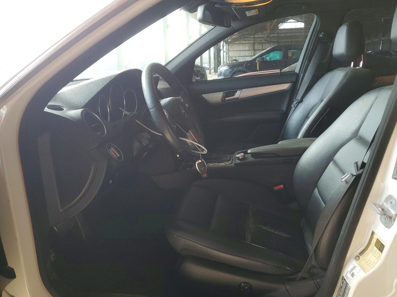 2012 Mercedes-Benz C 250 - Image 7