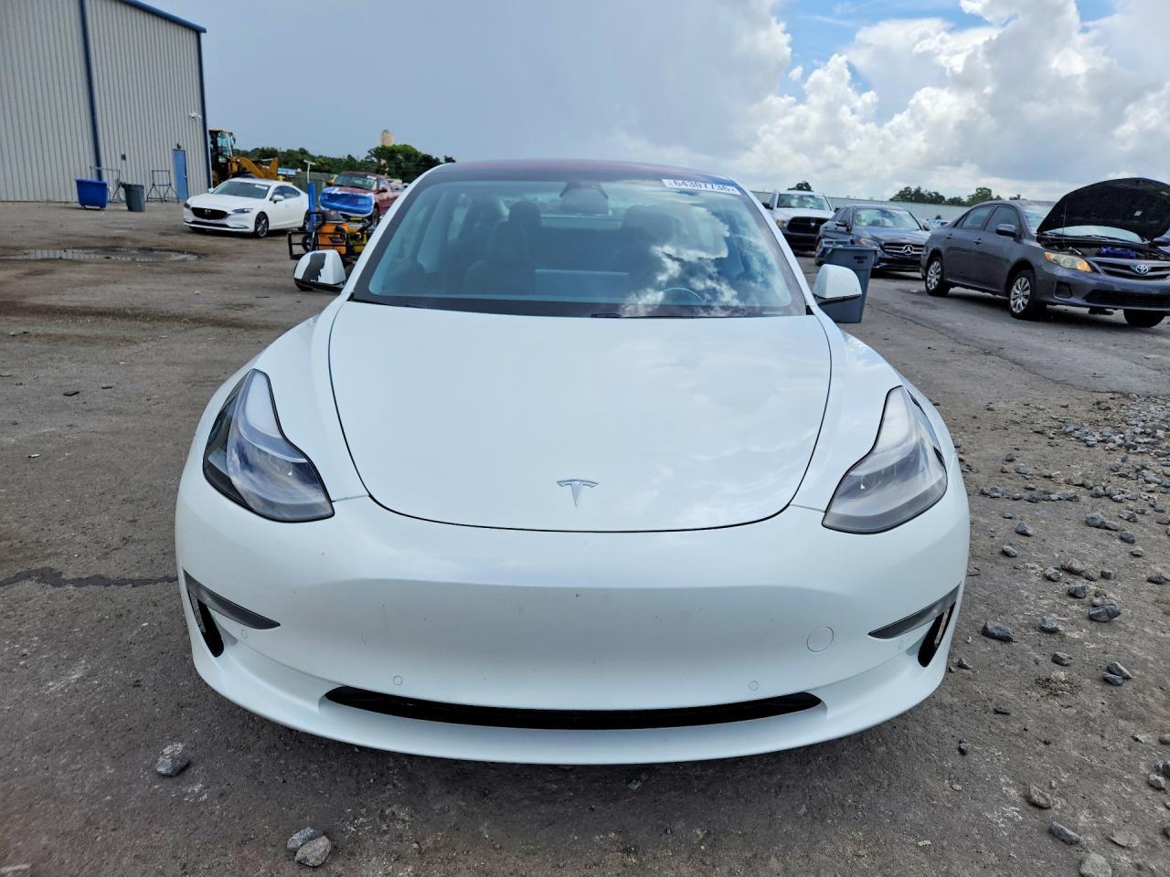 2021 Tesla Model 3 - Image 5