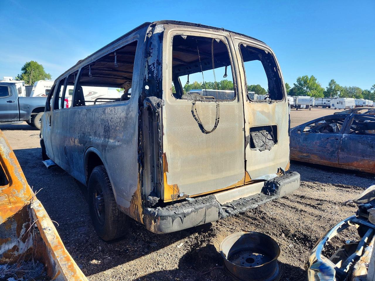2020 Chevrolet Express G3500 Lt - Image 2