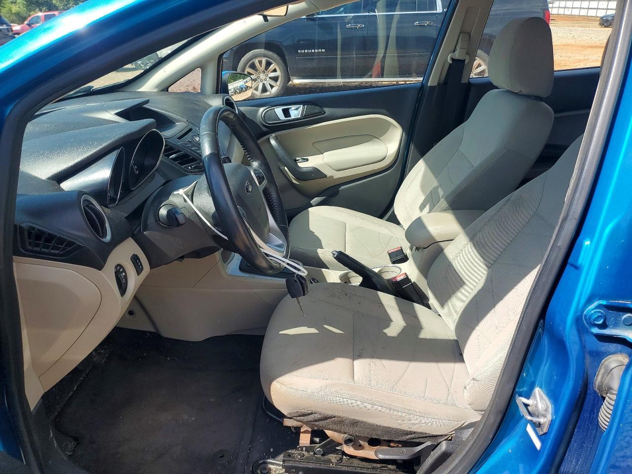 2014 Ford Fiesta Se - Image 7
