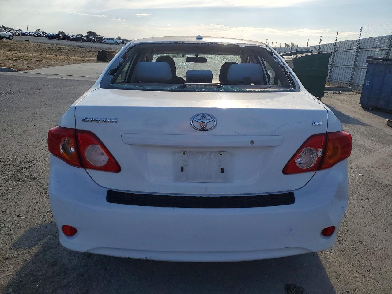 2009 Toyota Corolla Le - Фото 6