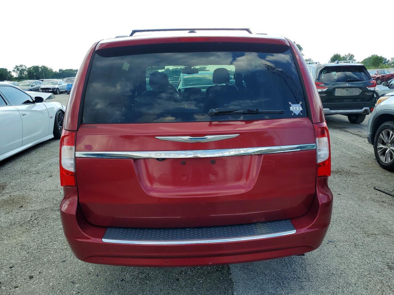 2014 Chrysler Town & Country Touring L - Фото 6