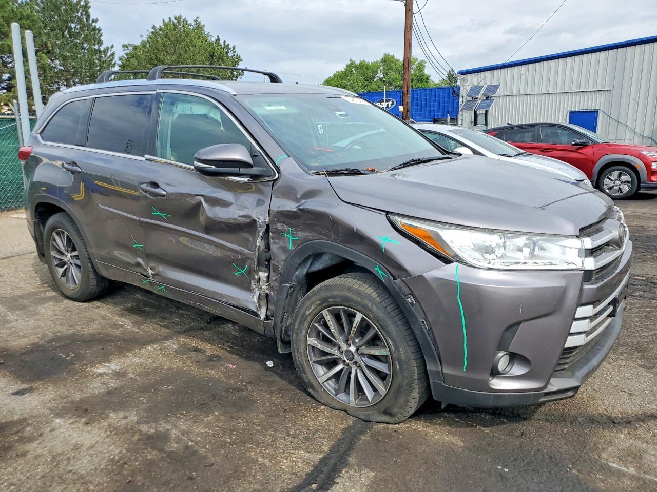 2018 Toyota Highlander Xle - Фото 4